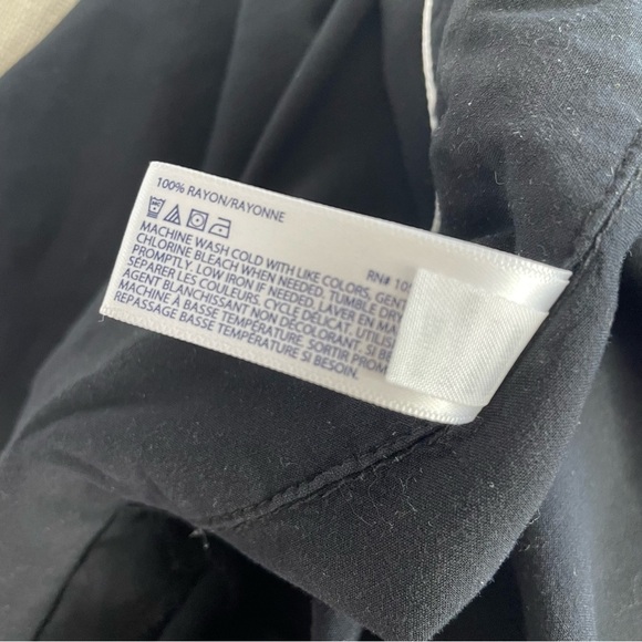 SPLENDID black & white pajama style blouse - Picture 4 of 4